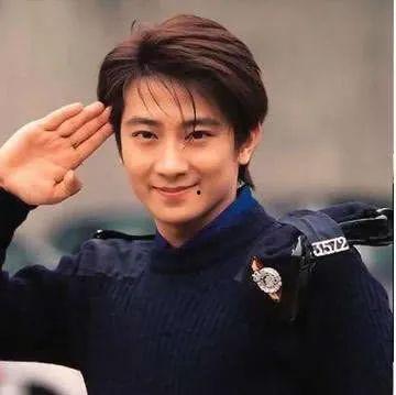 孙耀威电视剧,演绎传奇人生，诠释情感纠葛